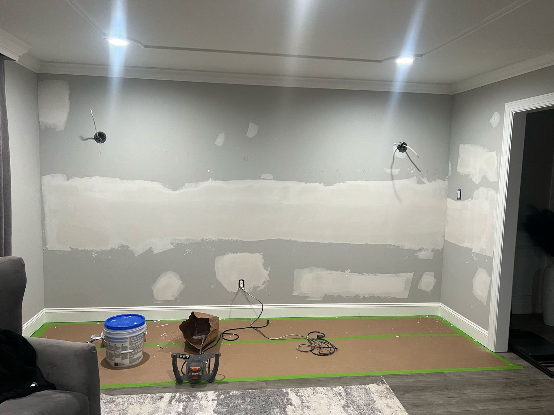 Beautiful-accent-wall-remodeling-before-afters