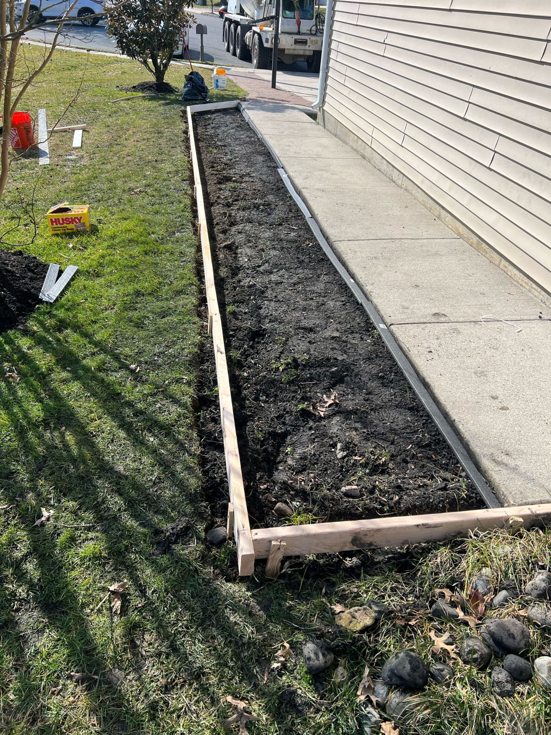 Small-Concrete-and-Fence-Work